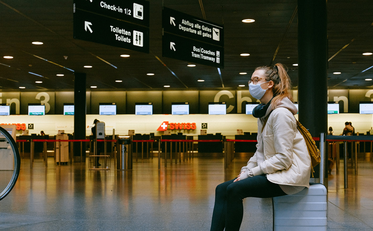 Tendência: vacina no braço e mala na mão, já é seguro viajar?